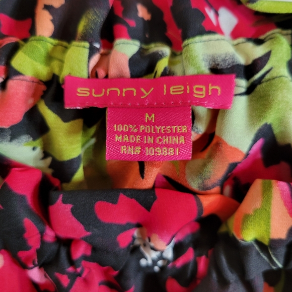Sunny Leigh M Tropical Floral Boho Ruffle Blouse - Picture 4 of 7